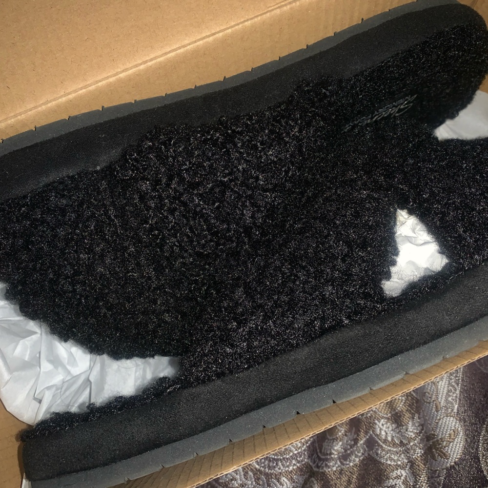 Sketcher slippers